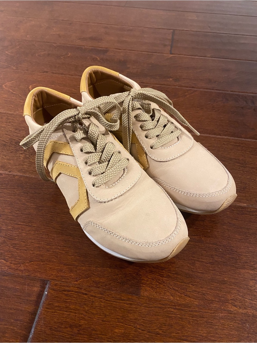 The Root Collective Jessie Sneakers Mustard Yellow Beige Tan Suede Women's Size